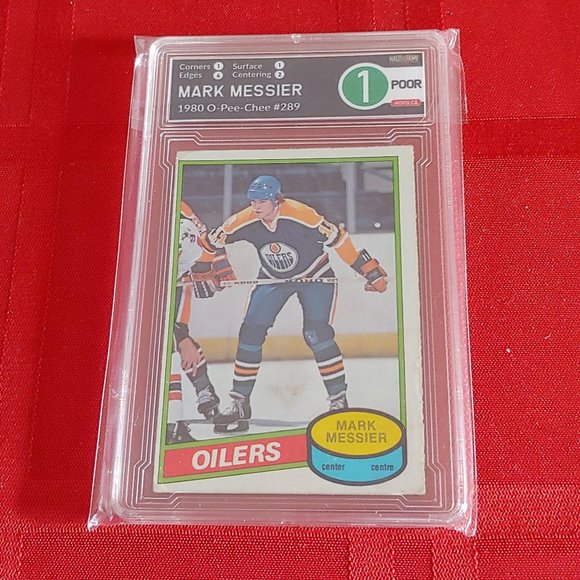 VINTAGE 1980 OPEE CHEE, MARK MESSIER ROOKIE CARD, GRADED!!! - Picture 1 of 2